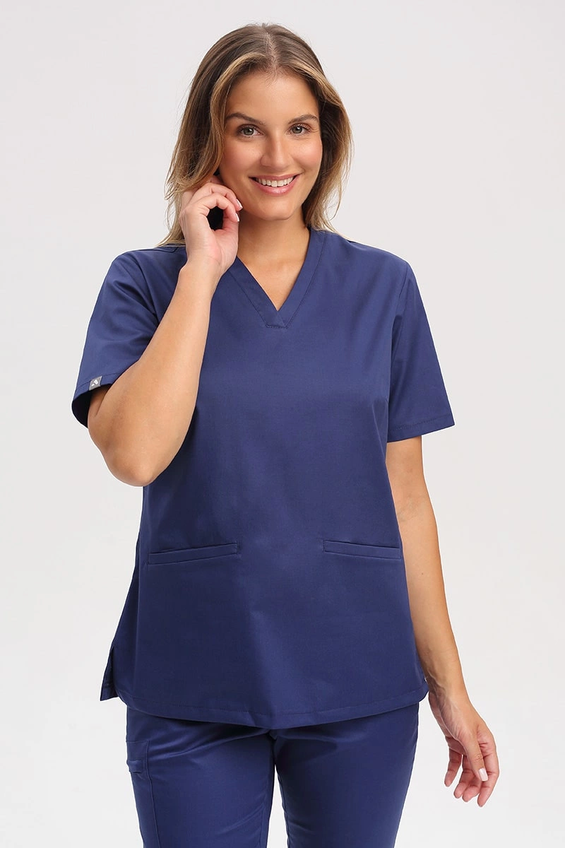 Luźna bluza medyczna damska jasnogranatowa BL 63, krótki rękaw, scrubs Comfort Stretch