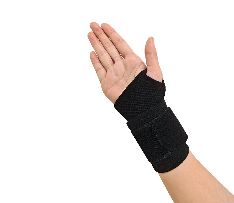 Stabilizator nadgarstka ze wzmocnieniem śródręcza. IMMOBILO PREMIUM WTR