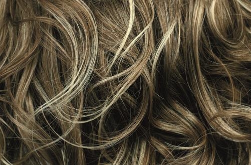 Peruka z włosów syntetycznych ciemny blond BIANCA 14/12/22*