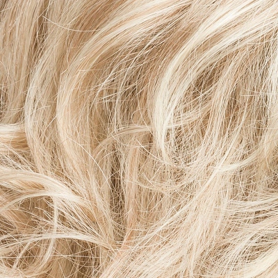 Średniej długości falowana peruka z delikatną grzywką jasny miodowy blond CAT lighthoney/mix