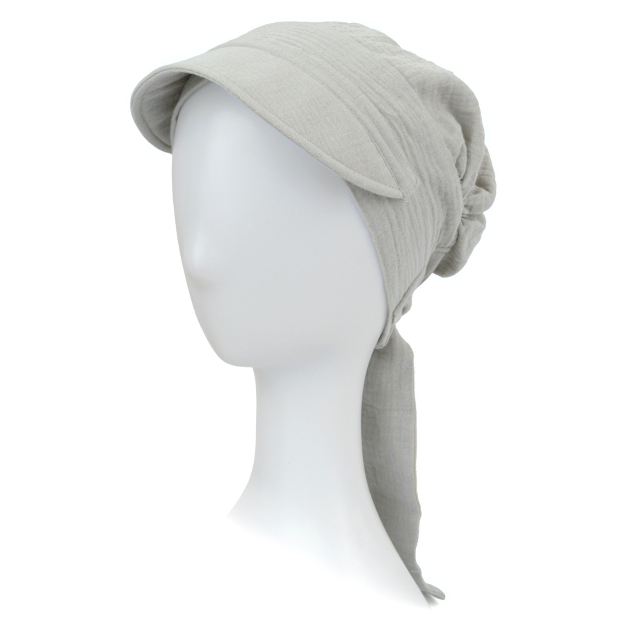 Lekki muślinowy turban z daszkiem jasny szary CARINI 426